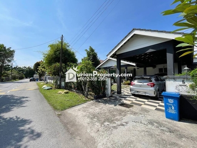 Bungalow House For Sale at Desa Subang Permai