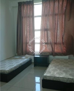 Female Malay Room for rent at The Arc, Cyberjaya