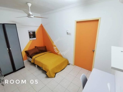 Fully Furnished Room @ Palm Spring @ MRT Surian @ Female Unit