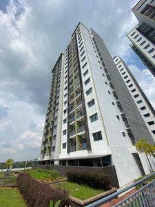 RESIDENSI ALAMI Seksyen 13 Dekat MSU , 2 Parking lot