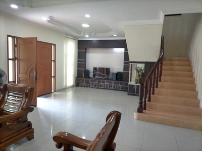 Semi d ds fully furnished