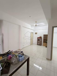 Taman Suria Apartment / 1st Floor / 2 Bed / Bundusan / Beverly / KK