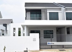 Rumah DK Sepang Corner Lot [Bulanan Bayar RM1.8K]