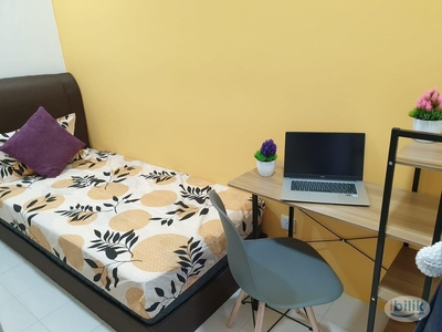 5 MIN TO SUNWAY GEO, OCT MOVE IN SINGLE ROOM WITH FULLY FURNISHED, INCLUDING WATER BILLS AND WIFI.NEAR MARKET