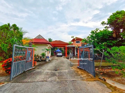 Facing Open Single Storey Idaman Villa Sri Sendayan - Freehold