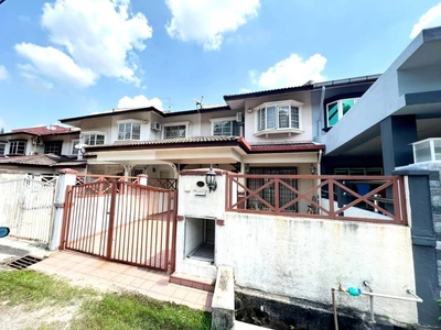 Double Storey Terrace Intermediate at Taman Muzaffar Heights, Fully Extended Kitchen, Fitted With Fully Grilled, Smoke Detectors, Alarm System