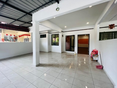 [RENOVATED & EXTENDED UNIT] Single Storey Terrace House at Taman Merdeka, 1,540 Sqft, Kitchen Extended, Modern Design