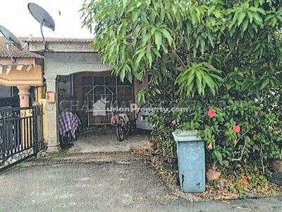 Terrace House For Auction at Kuala Rompin