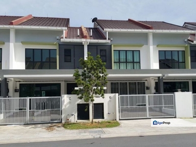 EasyLoan 【4k Salary Accept】22x80 Double Storey Freehold！！Puchong