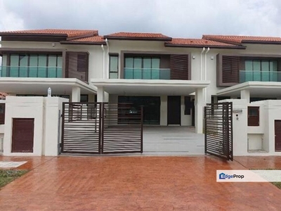 【Selling Fast】 26x90 Freehold Double Storey！Puchong