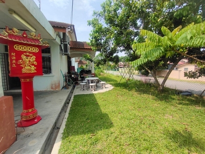 Bandar Putra, Jalan Merbuk, Kulai, Johor Single Storey Corner House For Sale