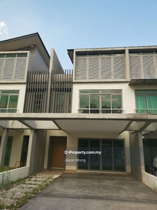 D Island 3 Story Superlink House For Sale,Keep And Well Units,Puchong