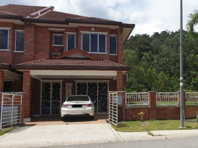 Double Storey End Lot Alam Budiman For Sale