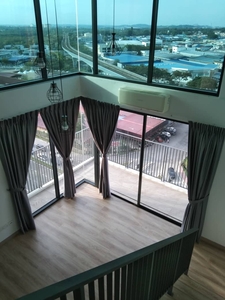 Emporis Kota Damansara Corner Duplex Partially Furnish Unit For Rent