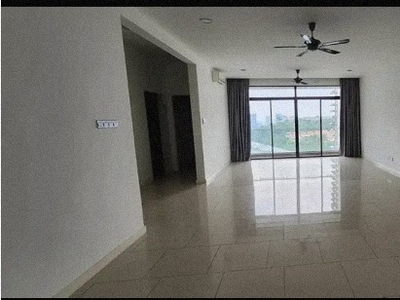 For Sales : Seri Puteri Hill Condominium, Freehold, Partial Furnish, Bandar Puteri Puchong, Selangor.