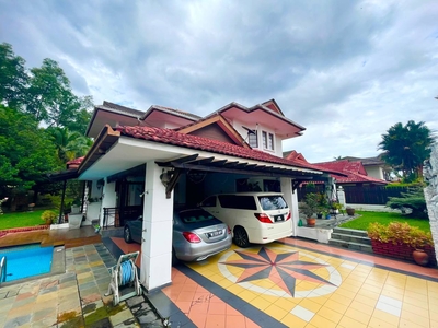 FREEHOLD WITH POOL and Huge Land Bungalow Cheras Suadamai For Sale
