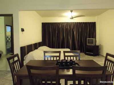 Gina's 1-10 Pax Homestay @ Cocobay Resort Condo, Port Dickson