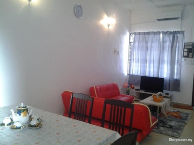Guest House In Skudai (Next To UTM & Pulai Spring Resort)