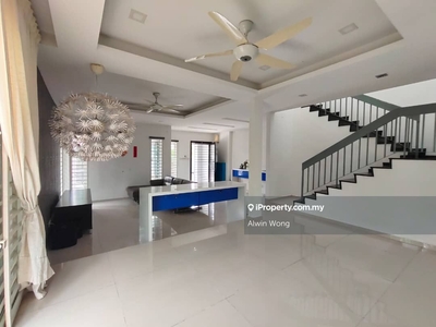 Hot Location Available Right Now !! Ss19 Corner Lot Terrace House