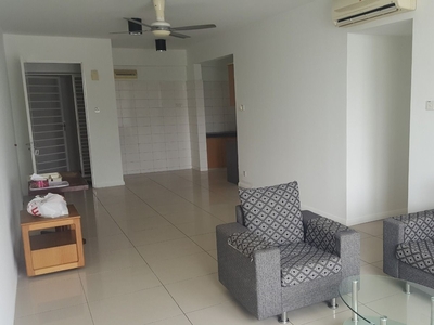 Midfields @ Sungai Besi / Partially Furnished / 3r2b For Rent