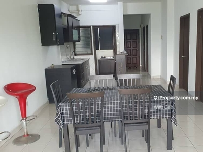 Pangsapuri Indahria with Partially Furnished is available for Rent