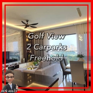 Renovated / golf view / 2 Carparks / Furnished