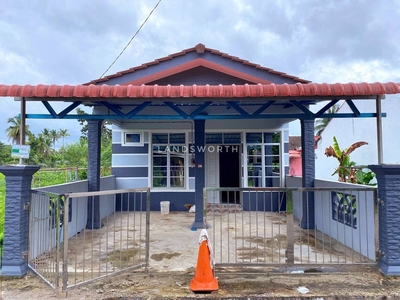 Rumah Teres 1 Tingkat di Bandar Machang, Kelantan For Sale