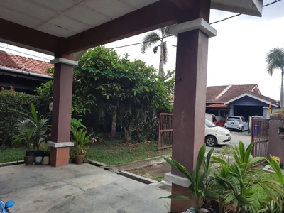 SemiD Single Storey Intermediate Taman Bentara Jalan Balam Kebun Baru Telok Panglima Garang