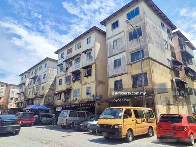 Sri Indah Apartment - Seri Kembangan, Selangor