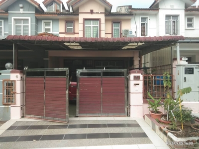 Taman Nusa Bestari Jaya, 2.5 Storey Terrace House For Sale