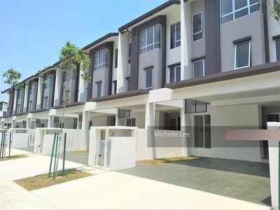 3 Storey Terrace @ Bandar Tropicana Aman - Arahsia Residences