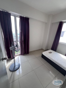 5 mins walk to LRT Direct access to shopping mall Free Wifi Fully furnished Medium Room at Main Place USJ 21