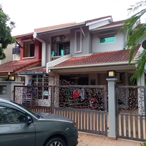 Below Market Value Corner Lot Double Storey Taman Pinggiran USJ 1 Shah Alam For Sale