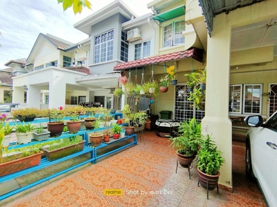 FREEHOLD, Double Storey Terrace House at Jalan Anggerik Aranda, Kota Kemuning - Partial Furnished & Well Maintained Unit