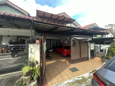 Gated & Guarded Community Rumah Teres 2 Tingkat 4 Bilik Taman Puncak Saujana Kajang