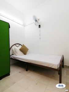 intimate 1 Month Deposit. Single Room at USJ 11, UEP Subang Jaya