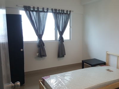 Middle Room at Kiara Residence 2, Bukit Jalil