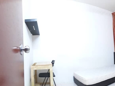 Middle Room at Residensi Laguna, Bandar Sunway