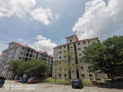 ‼️STRATEGIC AREA, BELOW MV‼️ Apartment Bukit Permata Blok D, Jalan Teluk Muroh, Lumut, Perak.
