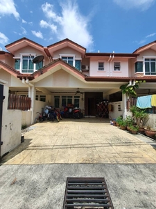 TAMAN Pelangi Semenyih DS FREEHOLD Gated & Guarded EXTEND Spacious Porch