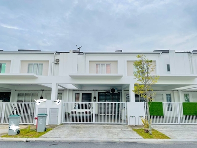 Tiara Sendayan, Seremban, Negeri Sembilan, Double Storey Terrace House For Sale