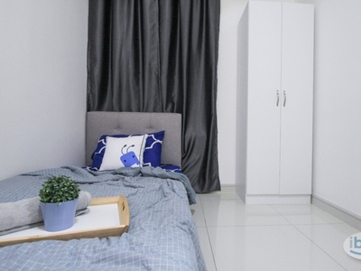 [WALKING DISTANCE TO UCSI] Fully-Furnished Single Room with Window & Aircond at Riana South