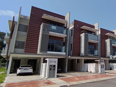1.5 Storey Town House @ The Vale Sutera Damamsara for Sale