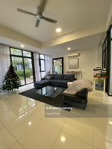 3 Storey Courtyard Villa for Sale in Taman Melawati