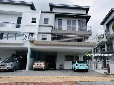 3 Storey Semi-D Perdana Lakeview East Renovated and Extended for Sale