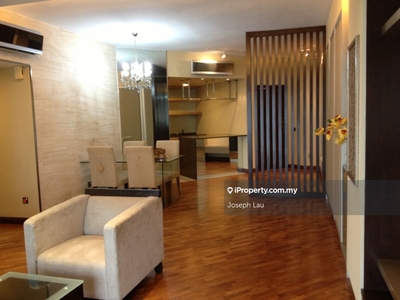 Furnished unit, renowned designer ID, good condition