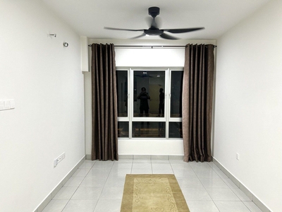 Low Level Unit, Brand New, Good Condition and Semi Furnished @ Aspire Residence