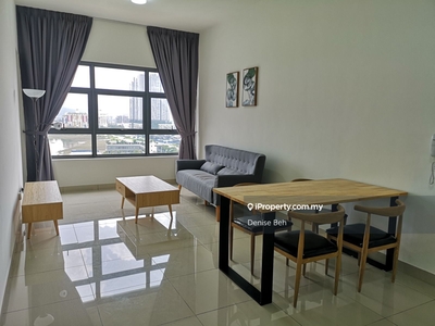 Offer Comfortable & Nice Unit and Nice Skyline View
