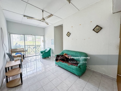 Rumah murah. Interested, contact me set for viewing.