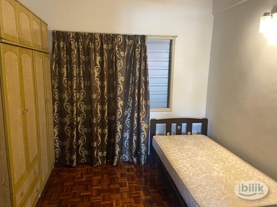 Single Room for rent